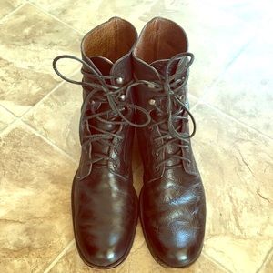 Quality Men’s John Varvatos military style boots